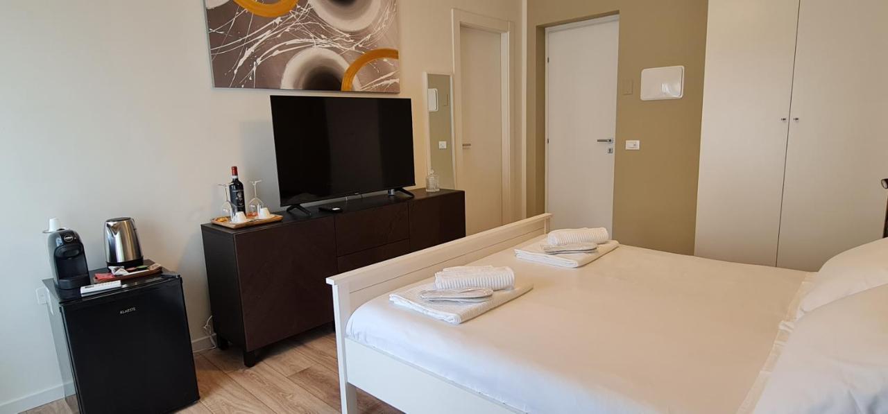 Di Fresco Apartments - Holiday House Palerme Extérieur photo