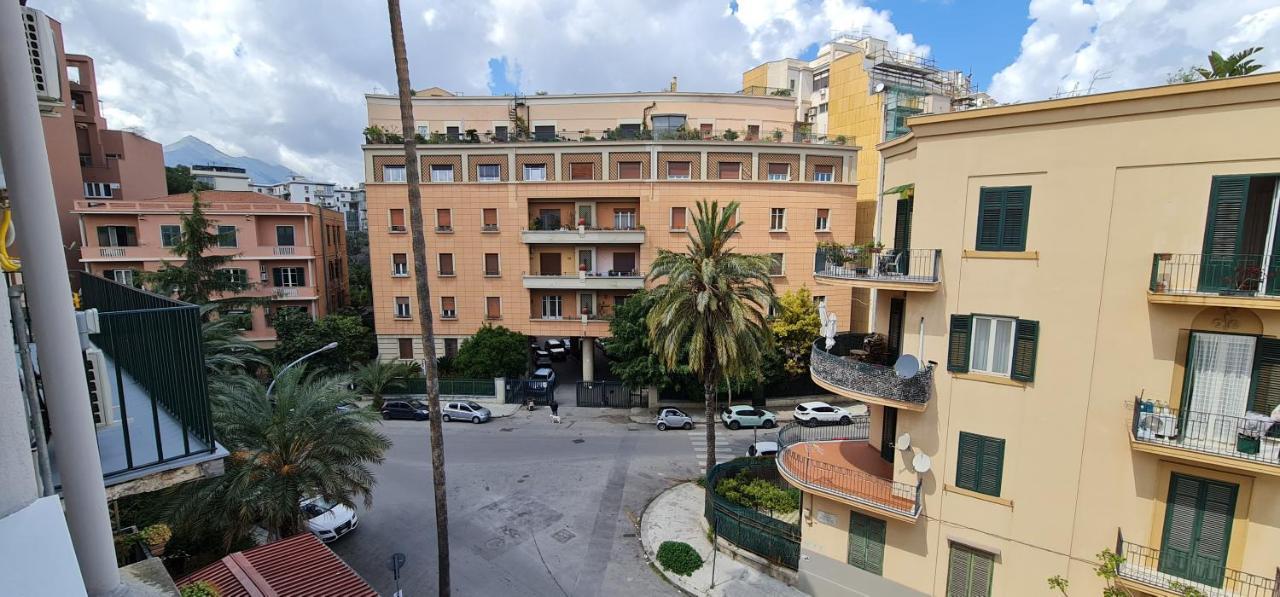 Di Fresco Apartments - Holiday House Palerme Extérieur photo